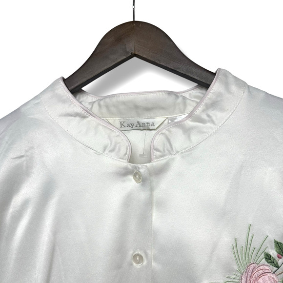 Kay Anna Pajama Set Brushed Back Satin White Embroidered Floral Cottage 3X New - Picture 13 of 16